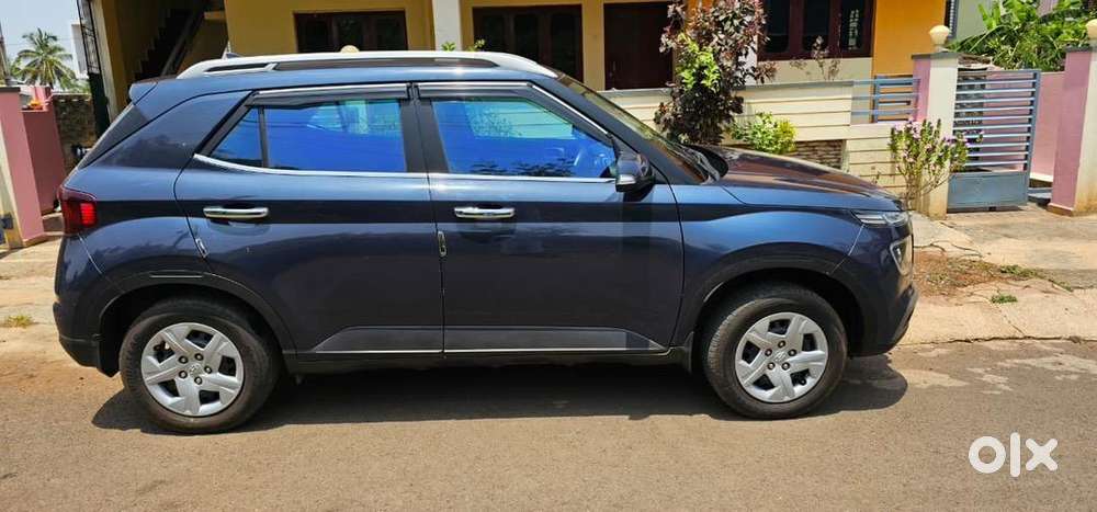 Hyundai Venue 2020 September