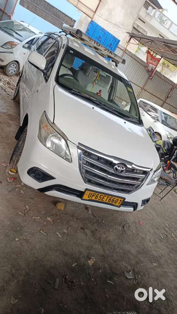 Toyota Innova 2.5 G 2016