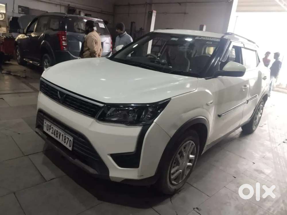 Mahindra Xuv300 2024 Diesel 40000 Km Driven