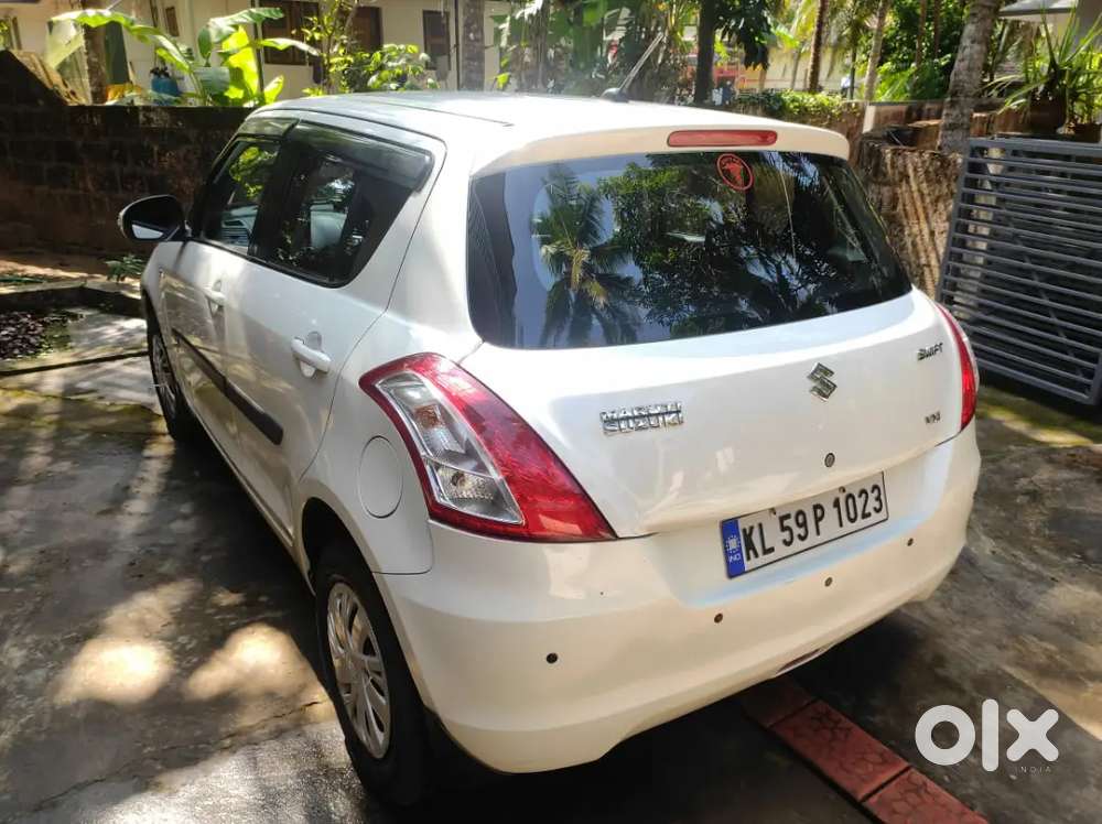 Maruti Suzuki Swift 2016 Vxi Petrol Abs With Airbag