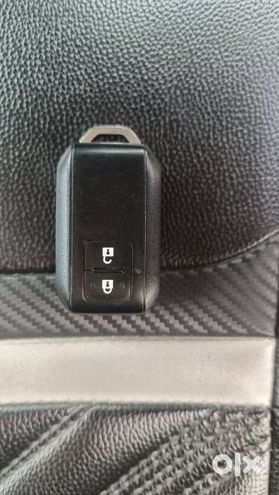 Maruti Suzuki Swift Amt Zxi Plus, 2018, Petrol