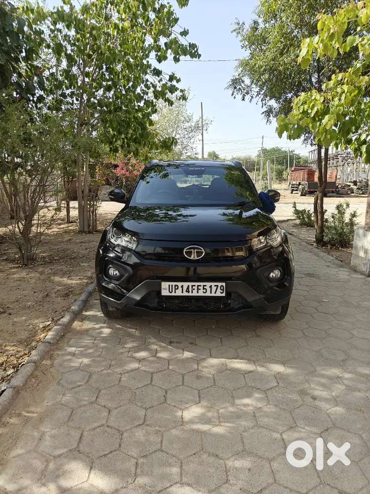 Tata Nexon Xza Hs Dark Edition Diesel Oct 2022 Modal Service Record