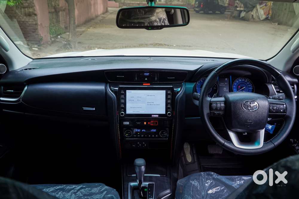 Toyota Fortuner 4x2 At 2.7 Petrol, 2025, Petrol