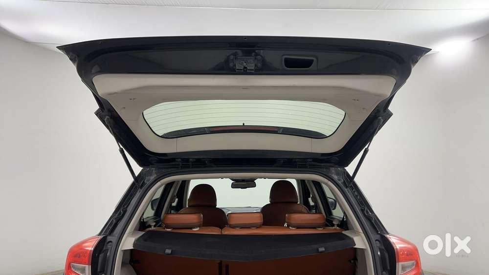 Mahindra Xuv300 W8 Option, 2021, Petrol