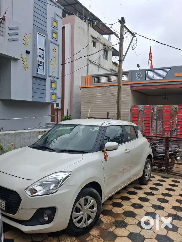 Maruti Swift Vxi 2018