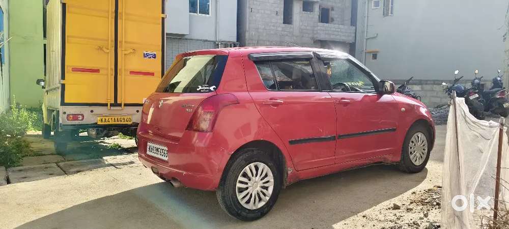 Maruti Suzuki Swift 2006 Petrol