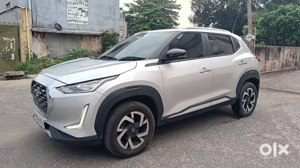 Nissan Magnite 1.0 Xv Executive Turbo Cvt, 2023, Petrol