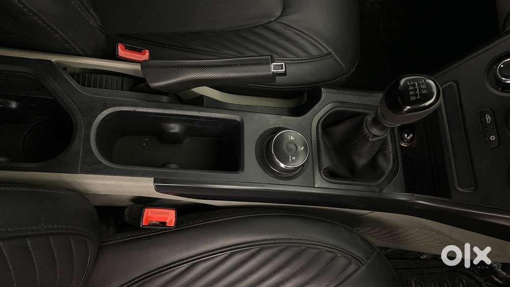 Tata Nexon 1.2 Revotron Xe, 2018, Petrol