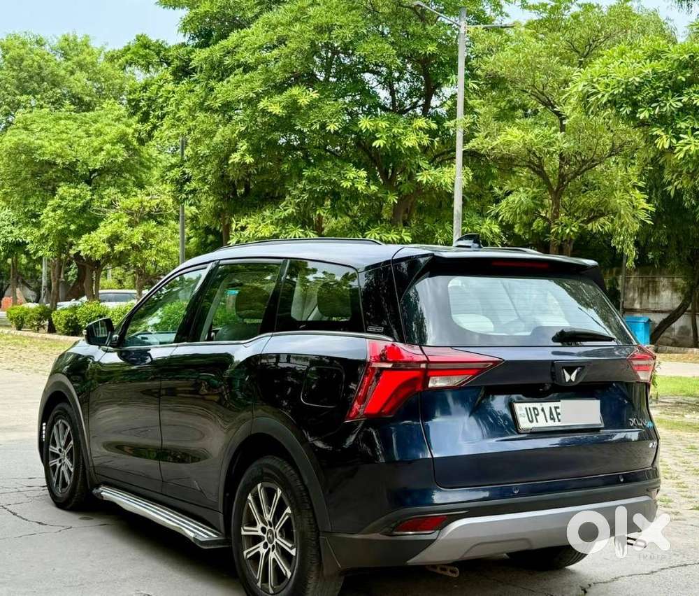 Mahindra Xuv700 2.0 Ax 7 Petrol At Str, 2022, Petrol