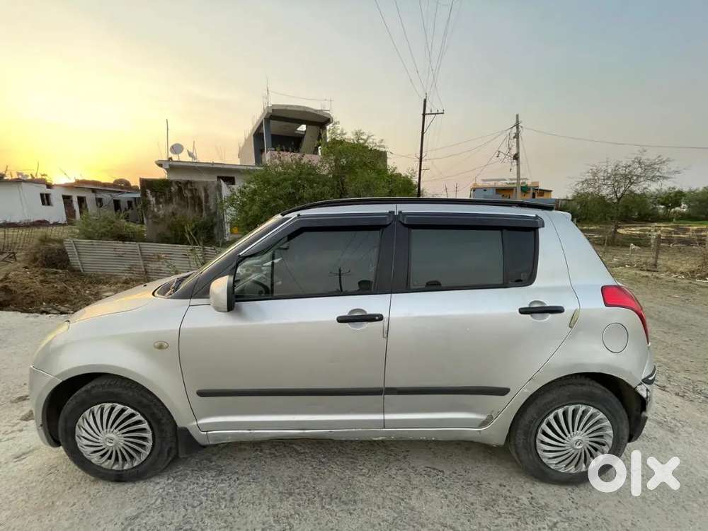 Maruti Suzuki Swift 2010 Cng+petrol