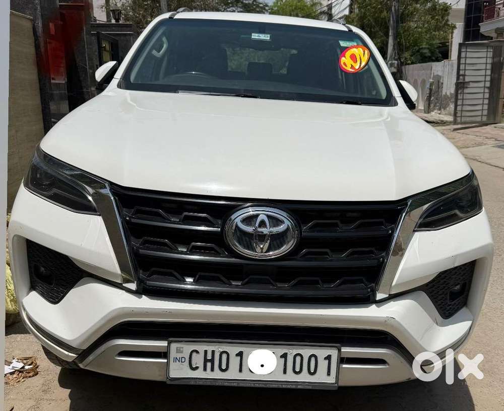 Toyota Fortuner Diesel 2022 With Complete Service Record