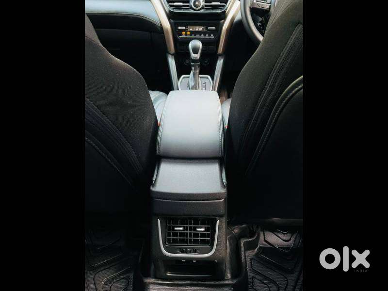 Maruti Suzuki Grand Vitara 1.5 Zeta Plus Intelligent Hybrid Ecvt, 20..