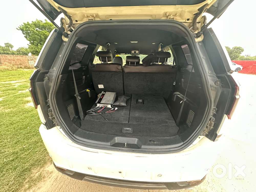 Mahindra Xuv500 2021 Diesel 1st Owner , Vip Number 0015 Cost Extra