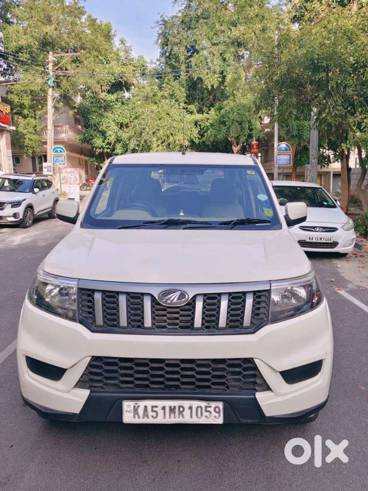 Mahindra TUV 300 mHAWK100 T8, 2016, Diesel