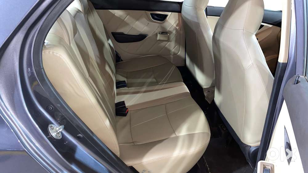 Hyundai Eon Era +, 2017, Petrol