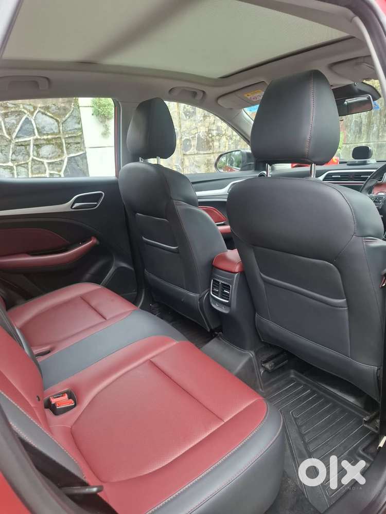 Mg Astor 1.3 Savvy Turbo At S Red, 2022, Petrol