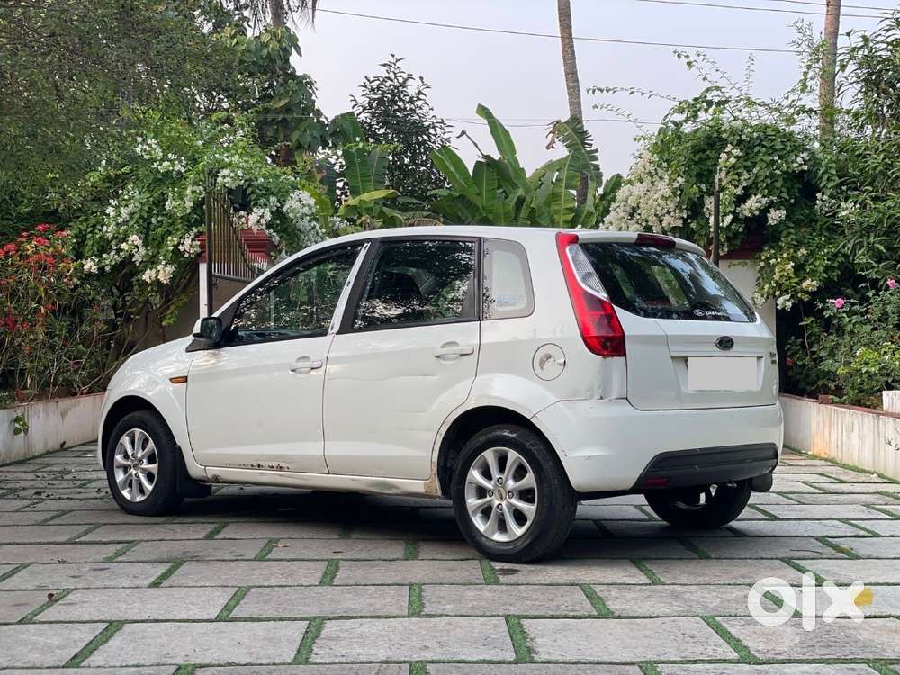 Single-owner 2012 Ford Figo Exi Diesel – Alloy Wheels, New Battery