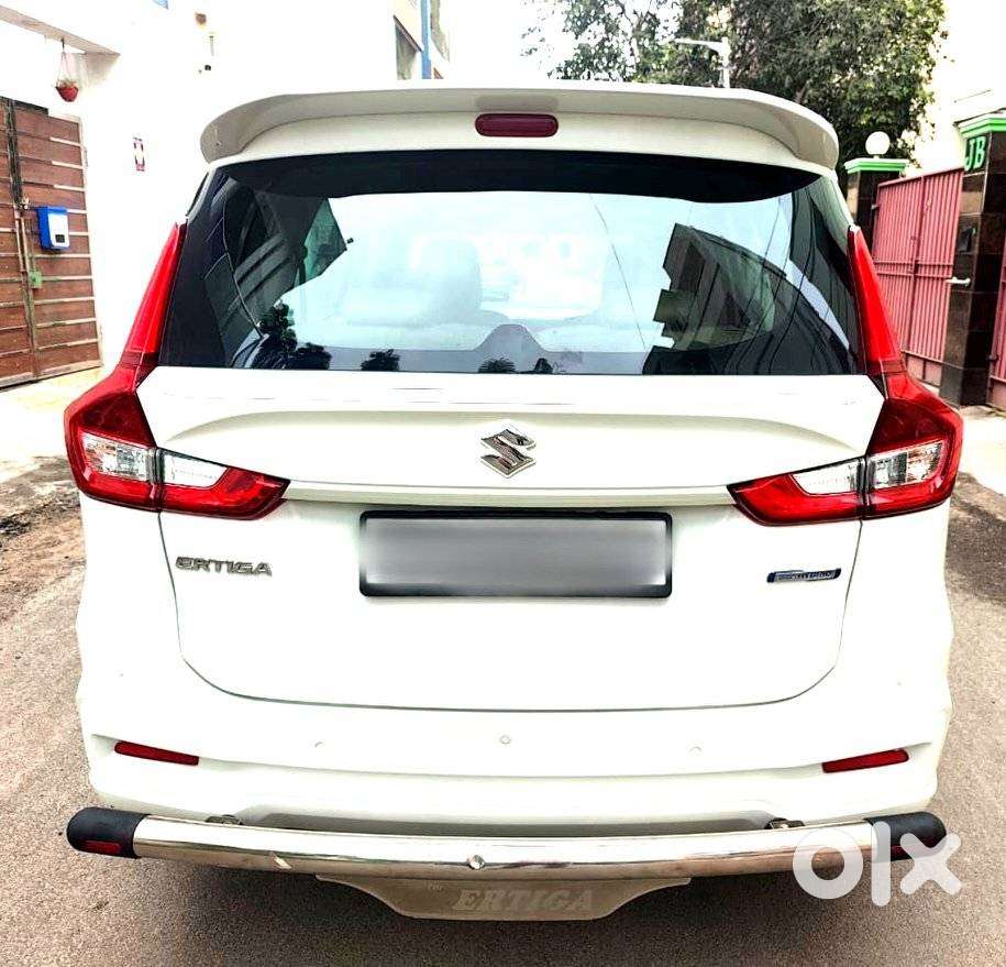 Maruti Suzuki Ertiga Zxi Plus Shvs, 2022, Petrol