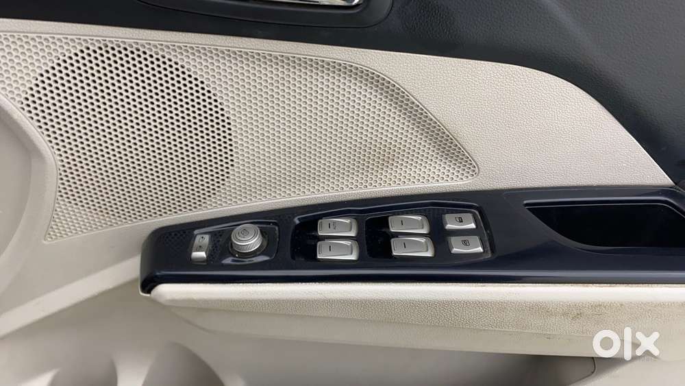 Mahindra Xuv300 W8 Option, 2020, Petrol