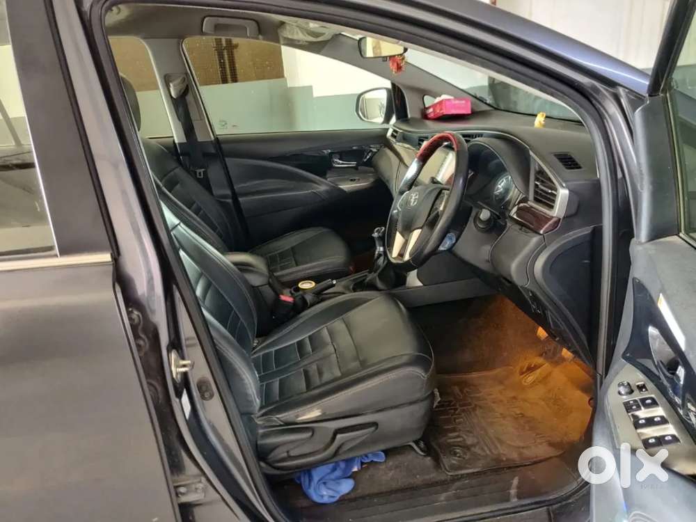 Toyota Innova Crysta [2020-ongoing] 2.4 Vx 8 Str, 2021, Diesel