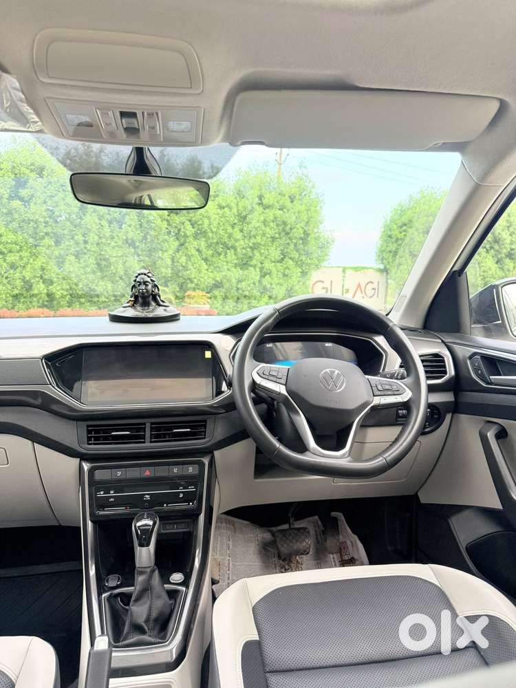 Volkswagen Taigun 1.0 Tsi Topline At, 2024, Petrol