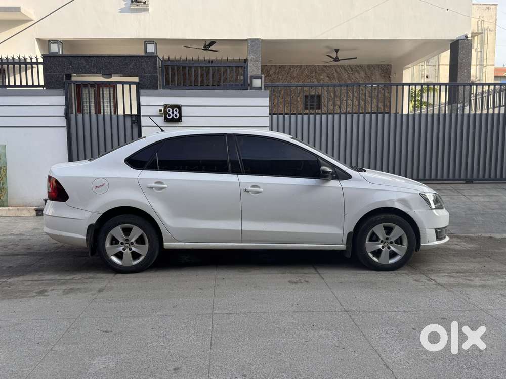 Skoda Rapid 1.6 Mpi At Ambition, 2019, Petrol