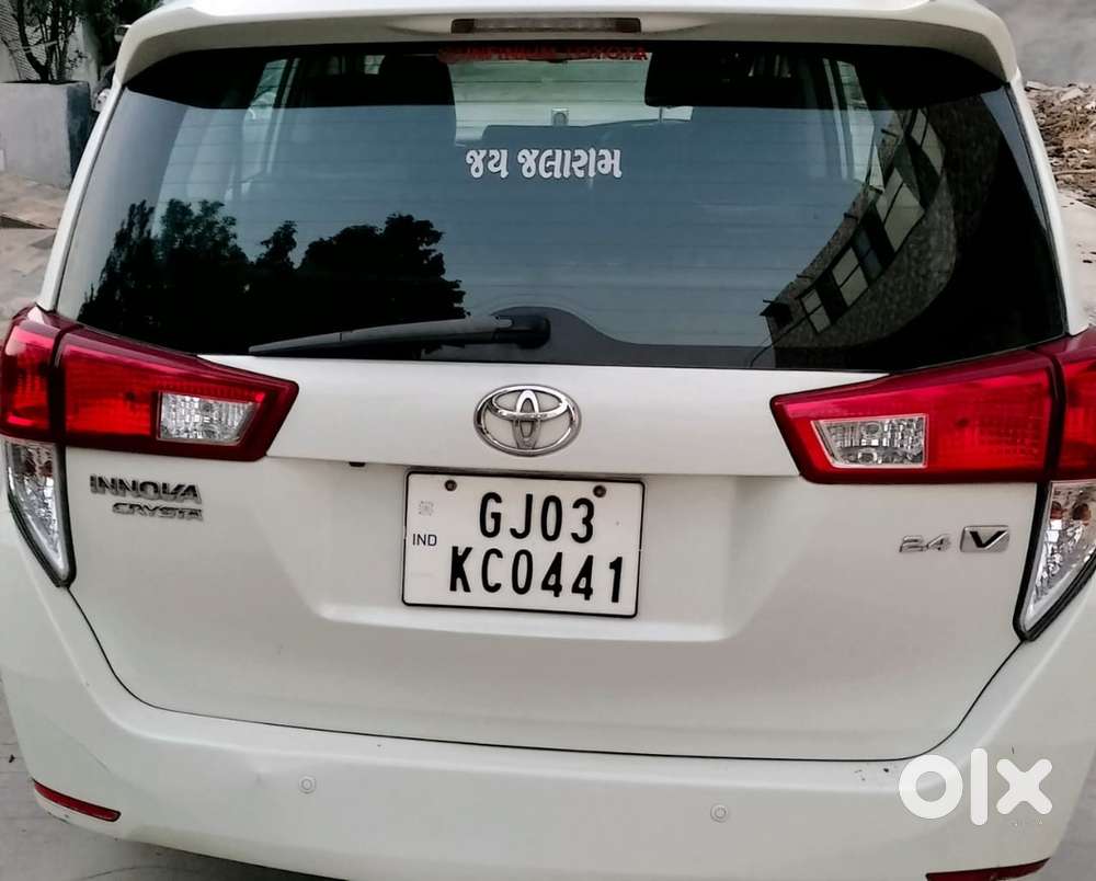 Toyota Innova Crysta 2017 Diesel Manual