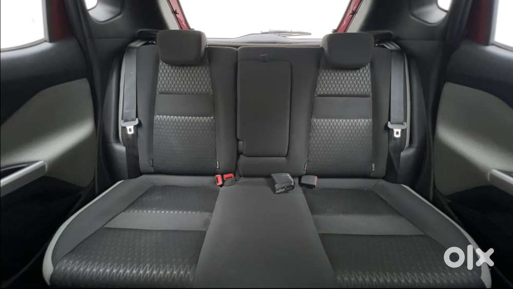 Nissan Magnite 1.0 Xv, 2023, Petrol