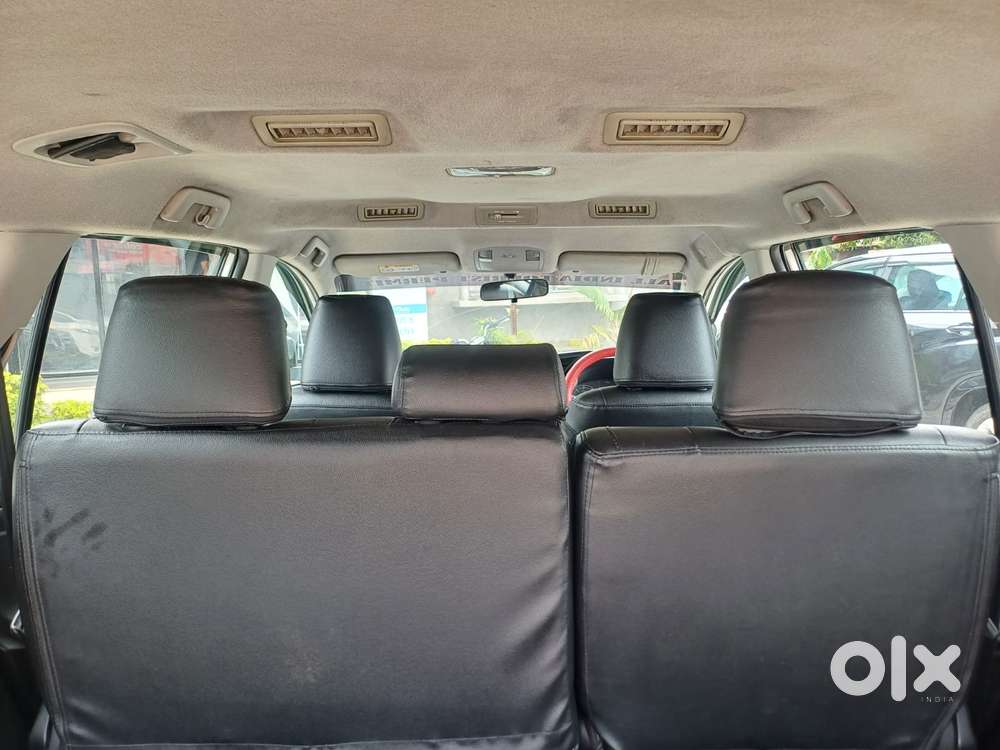 Toyota Innova Crysta 2.4 G Mt 8s, 2019, Diesel