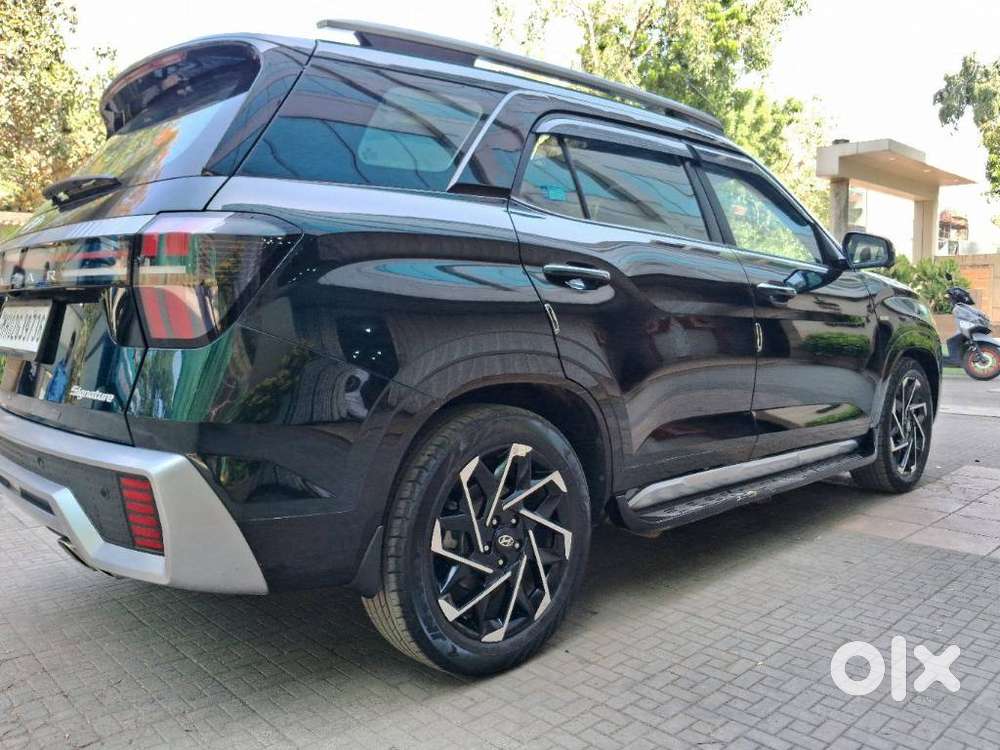 Hyundai Alcazar 1.5 Tdct Signature (o) 7s Petrol, 2025, Petrol