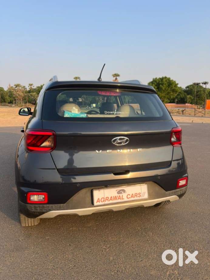 Hyundai Venue S 1.2 Petrol, 2020, Cng & Hybrids