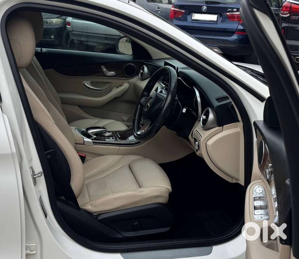 Mercedes Benz C-220 Cdi Avantgarde 59000 Kms Chandigarh Registration..