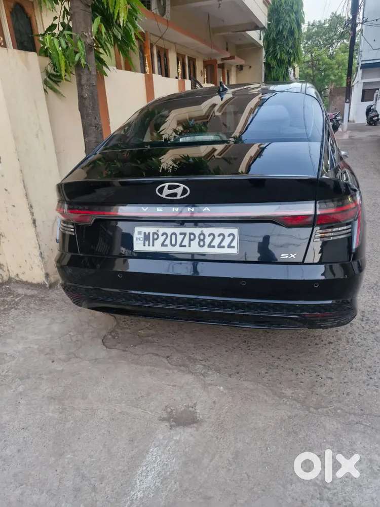 Hyundai Verna 2024 Petrol Well Maintained