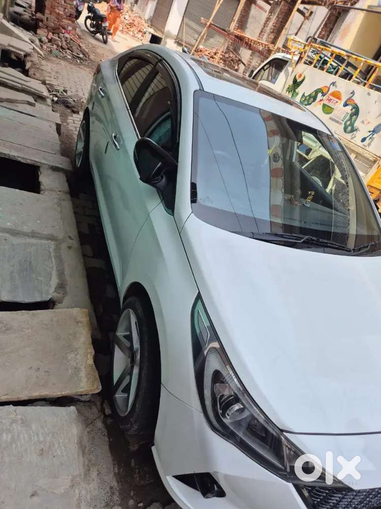 All' Original New Tyre New Battery One Hand Drive