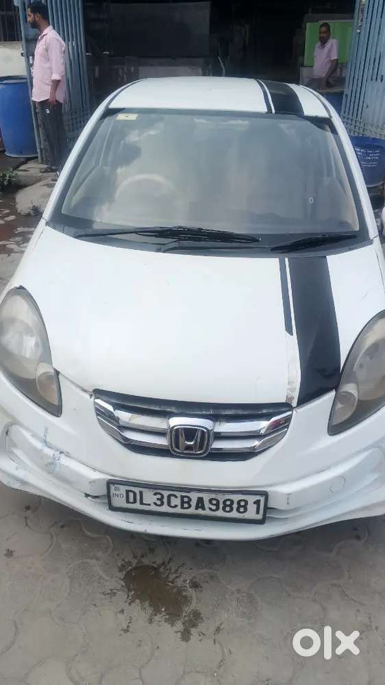 Honda Amaze V Petrol 2014