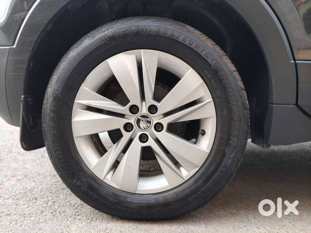 Skoda Kushaq 1.0 Tsi Ambition At, 2022, Petrol