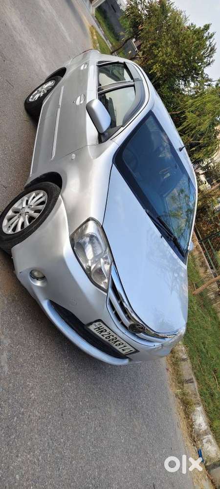 Toyota Etios 2010-2012 Vx, 2011, Cng & Hybrids