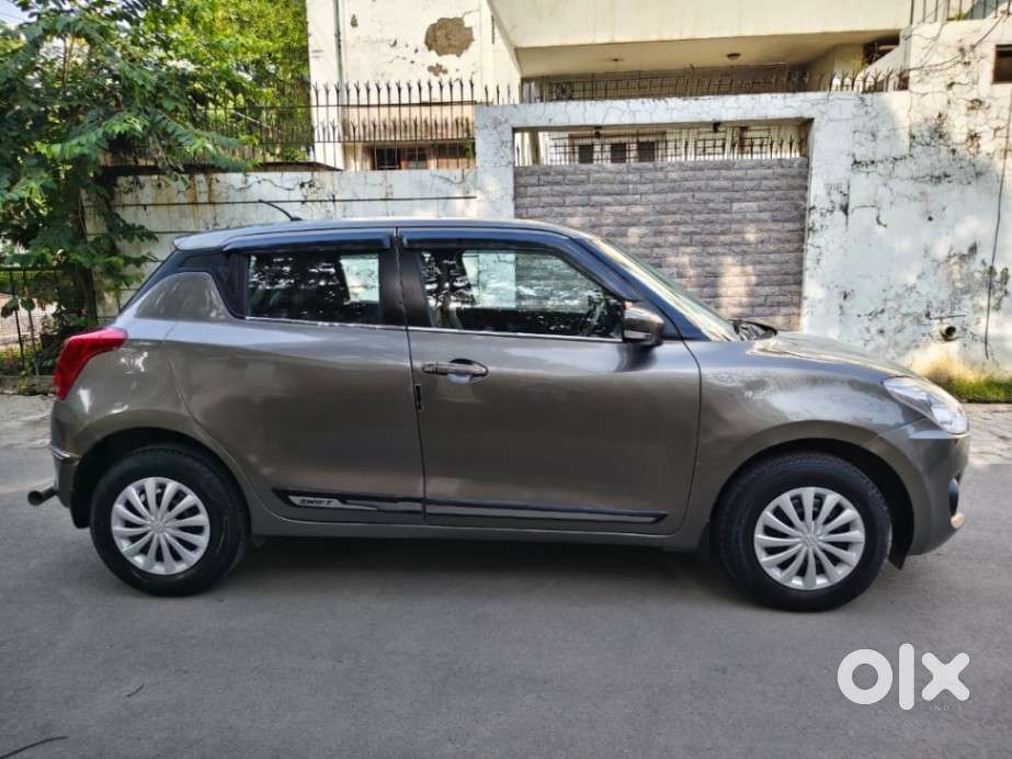 Maruti Suzuki Swift Vxi + Manual, 2021, Petrol