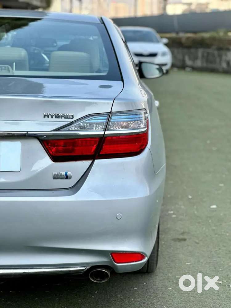 Toyota Camry 2016 Petrol Well Maintained