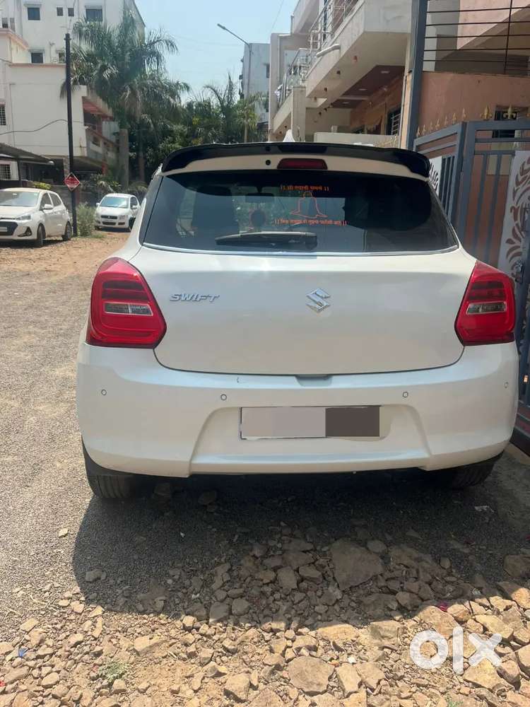 Maruti Suzuki Swift 2023 November Petrol 55800 Km Driven