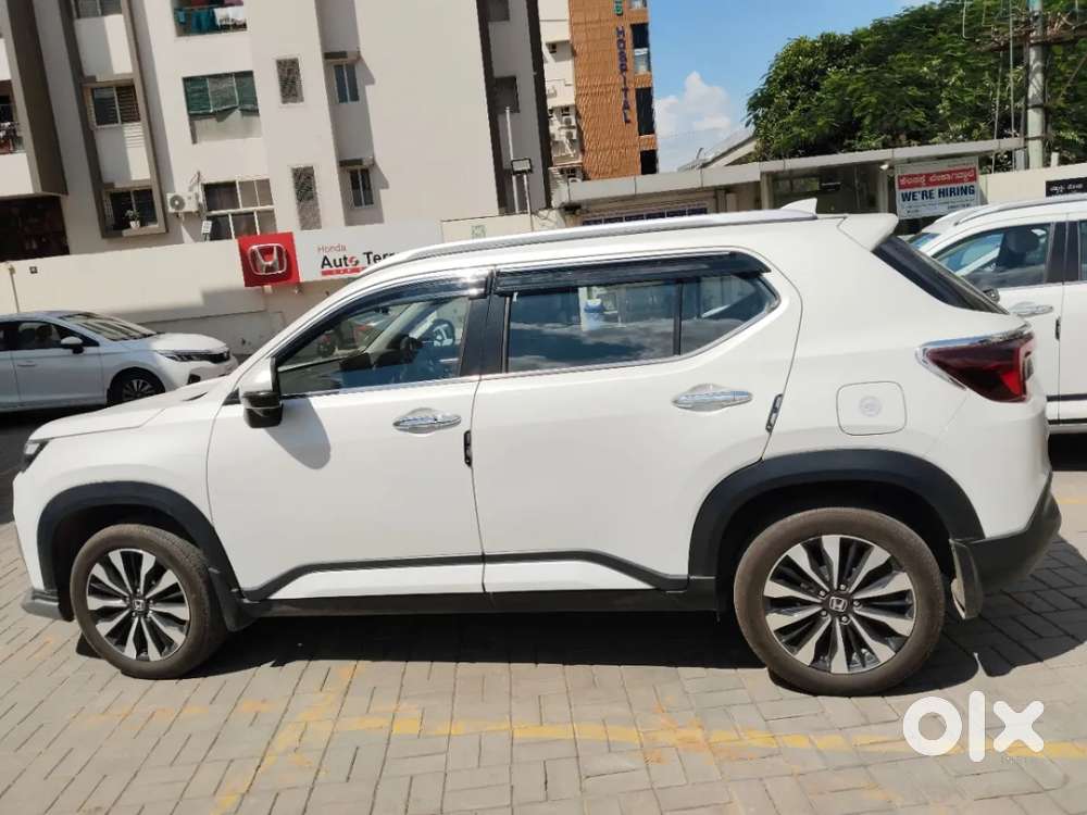 Honda Elevate ZX CVT, 2025, Petrol