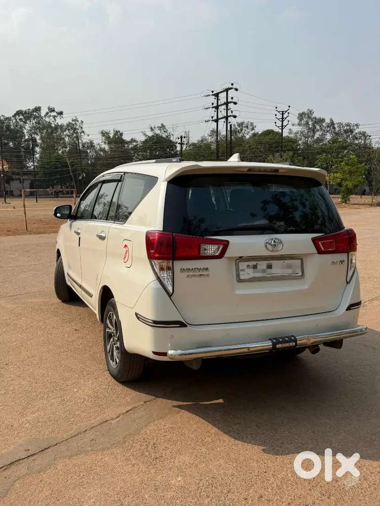 Toyota Innova Crysta 2021