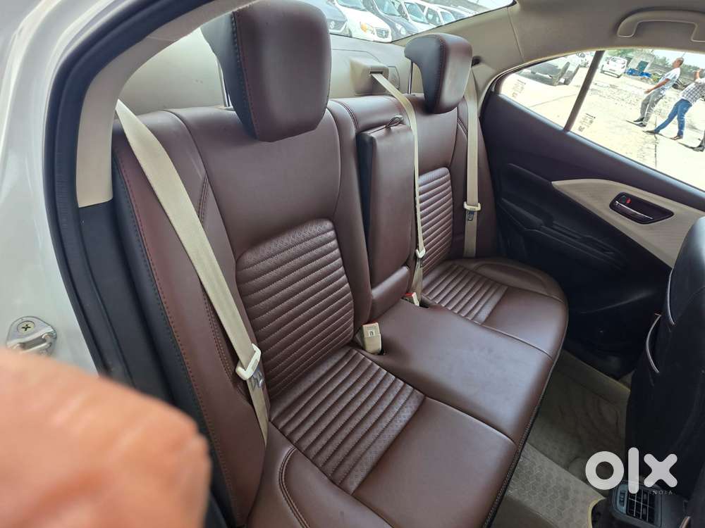 Maruti Suzuki Dzire 1.2 Vxi, 2025, Petrol