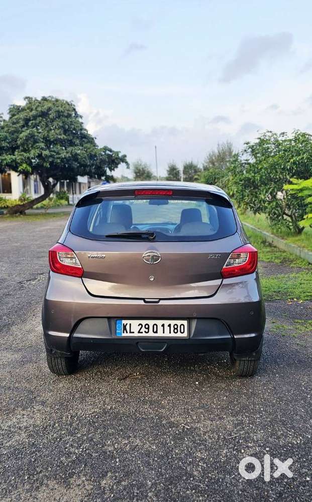 Tata Tiago 1.2 Revotron Xza, 2018, Petrol