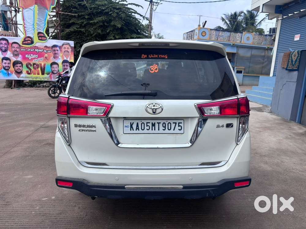 Toyota Innova Crysta 2016 Diesel Manual
