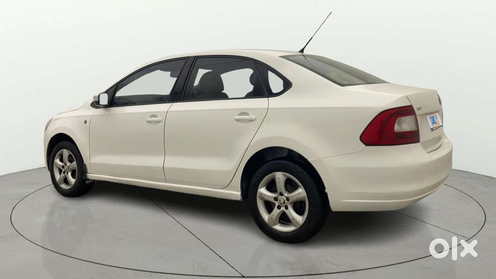 Skoda Rapid 2011-2013 1.6 Mpi At Ambition, 2013, Petrol