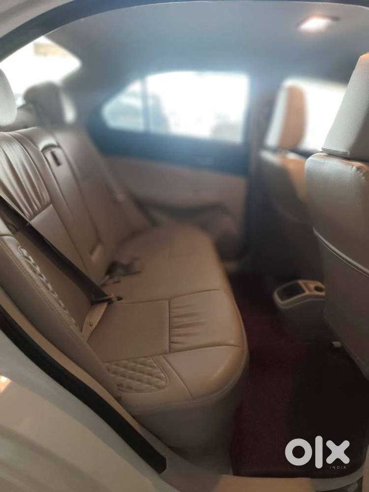 Maruti Suzuki Dzire 1.2 Zxi, 2023, Petrol