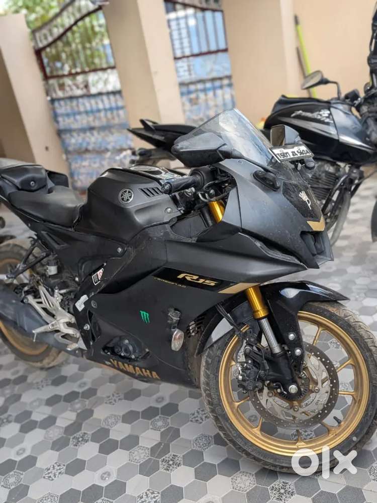 Yamaha R15 bike in brand new condition Motorcycles 1825191040