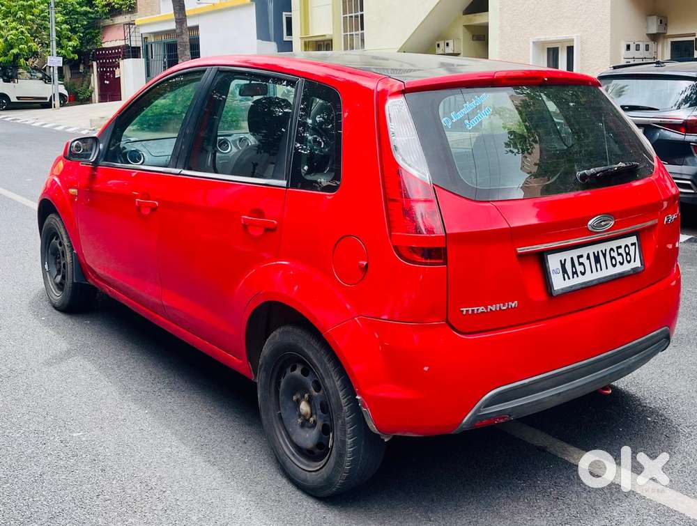Ford Figo Petrol Titanium, 2010