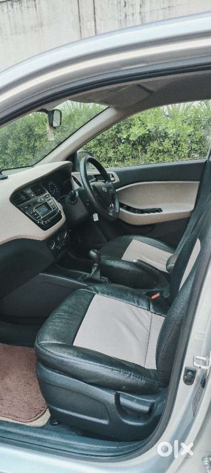 Hyundai Elite I20 Sportz (o) 1.2, 2017, Petrol